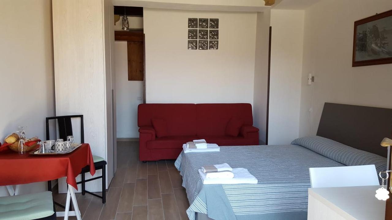 Casa Vacanze Mm Rooms シッラ エクステリア 写真